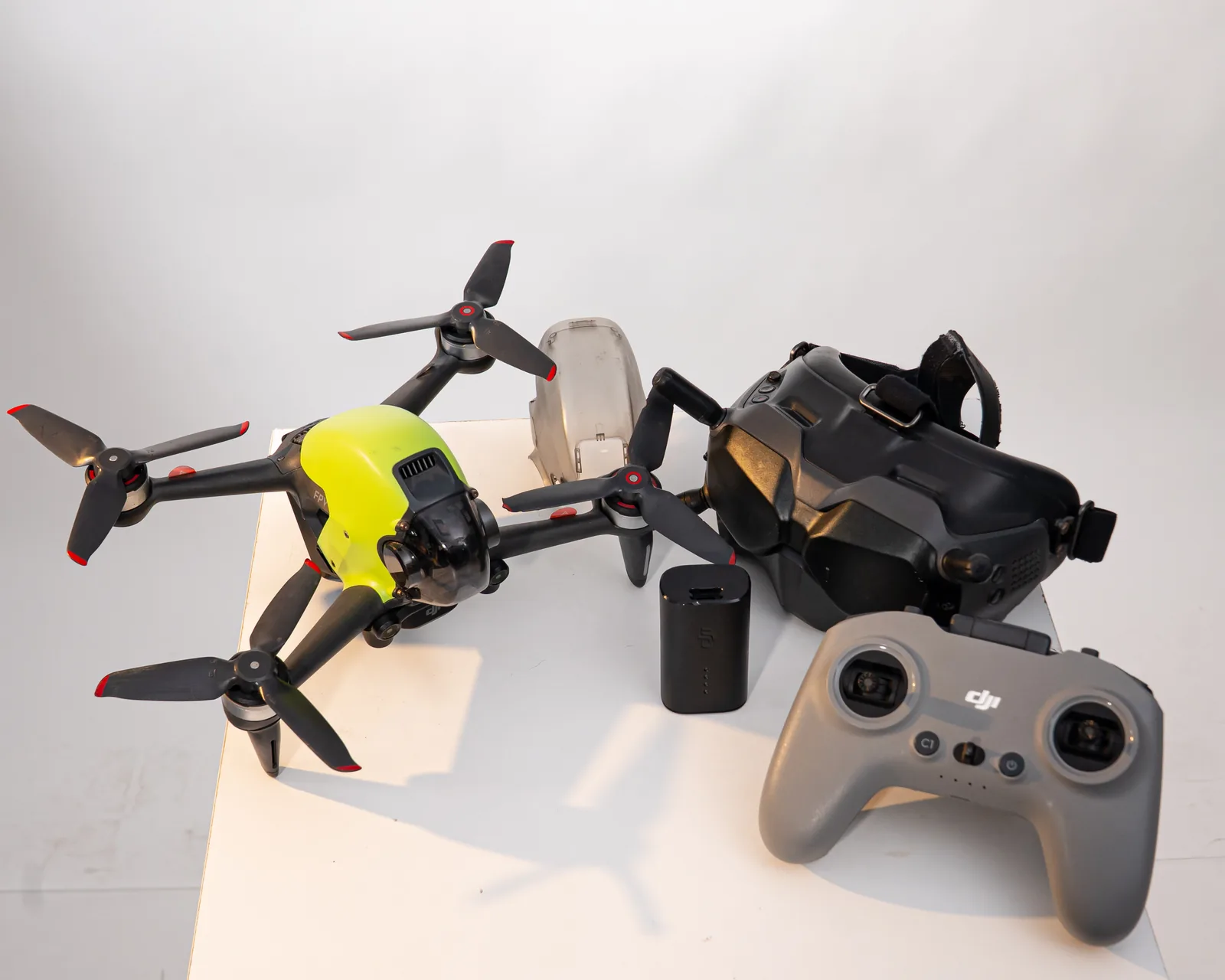 DJI FPV Drone Combo en venta, vista principal del equipo