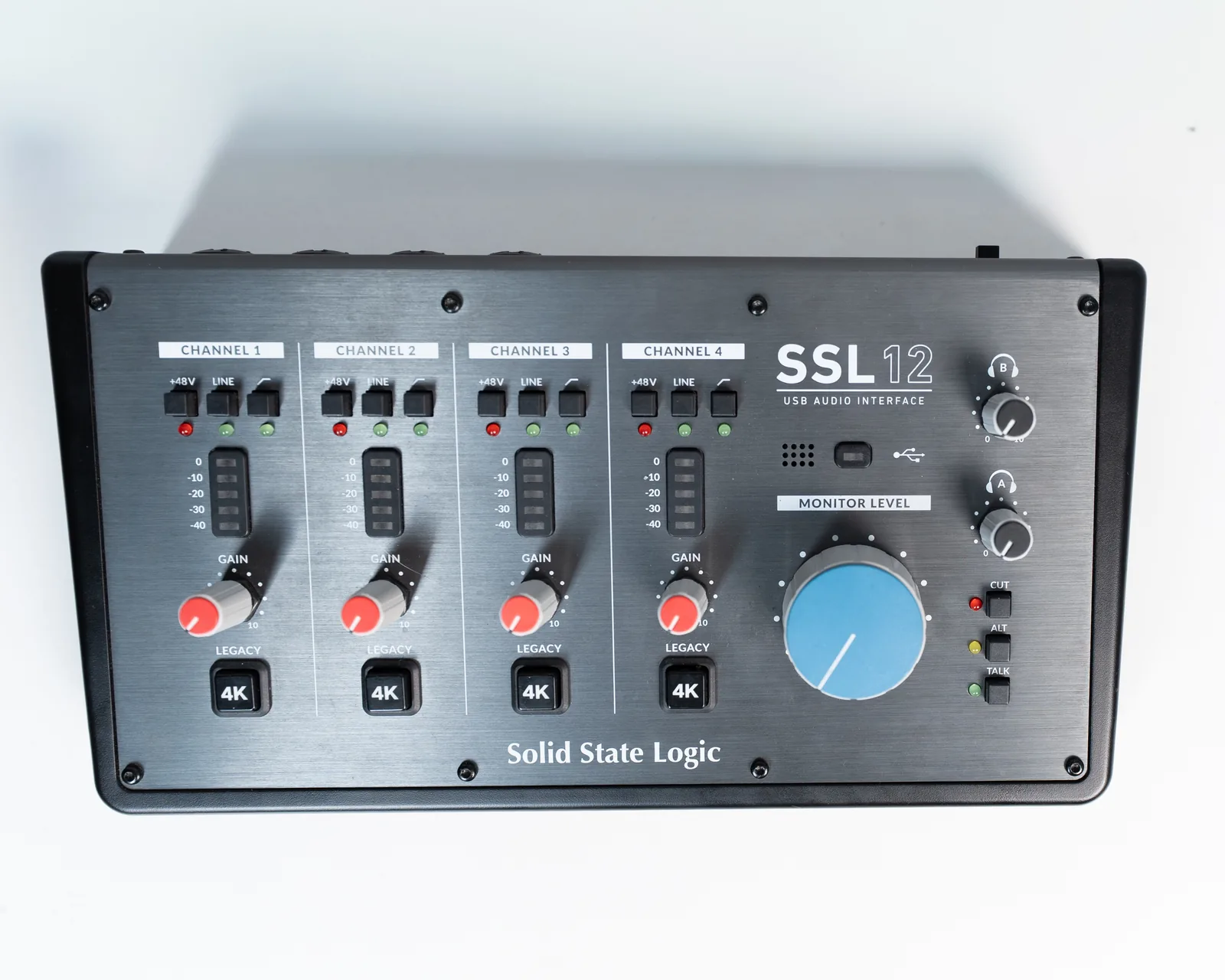 Solid State Logic SSL 12 en venta, vista principal del equipo